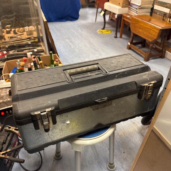 Vintage galvanised metal toolbox with a plastic handle.