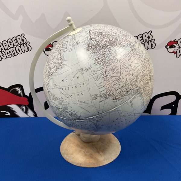 Government of India globe on wooden base, detailed cartography.