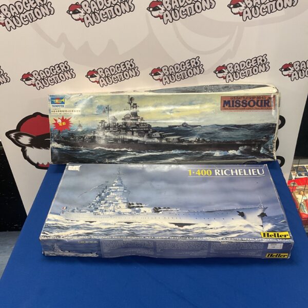 Model battleships Heller Richelieu and Trumpeter Missouri kits for sale.
