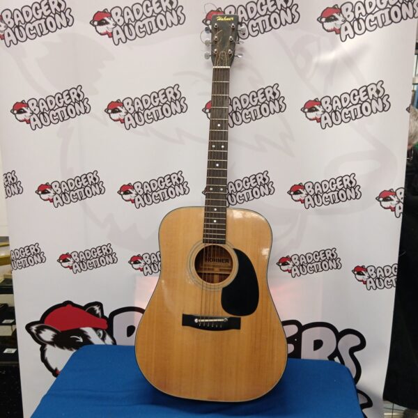 Vintage Hohner HG-03 acoustic guitar in good condition.