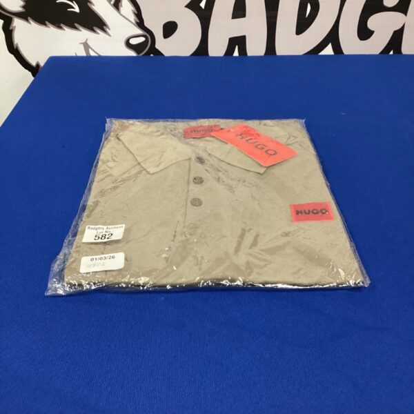 New sealed Hugo Boss style polo shirt in size XL.