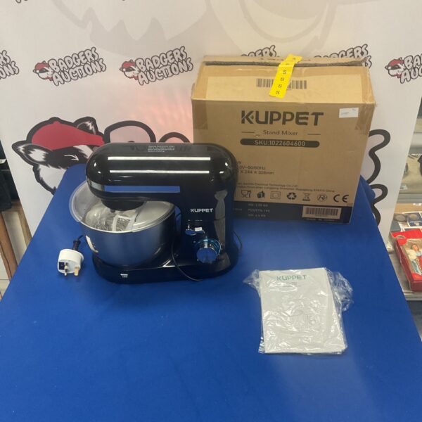 Vintage Kuppet stand mixer model SM-1510N for kitchen use.