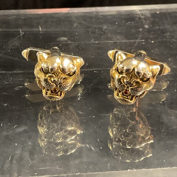 Gold tone leopard head cufflinks, vintage men's jewellery.