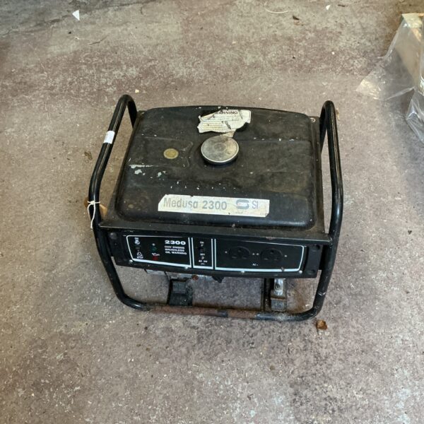 Used Medusa 2300 petrol generator for portable power.