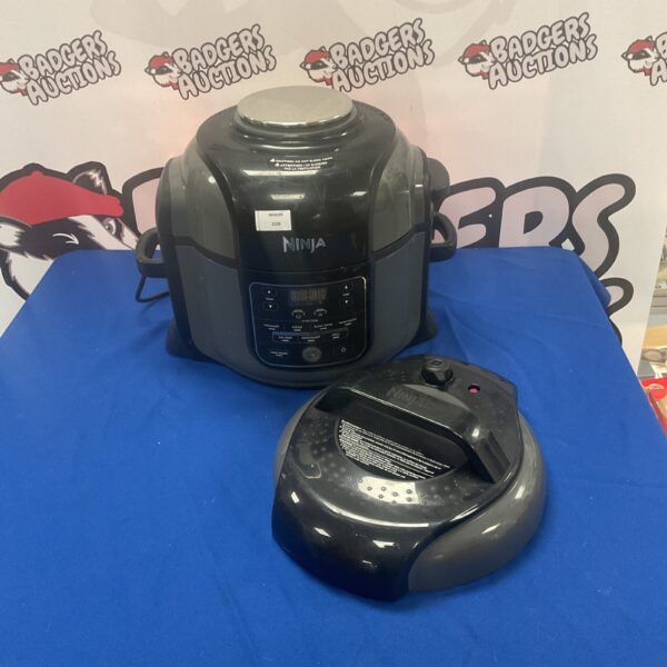 Ninja Food Cooker OP300UK kitchen appliance for versatile cooking.