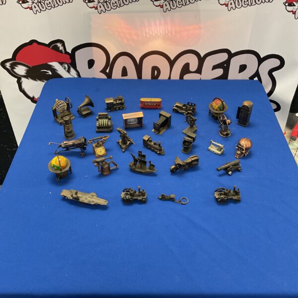 Large lot of assorted novelty pencil sharpeners for collectors.