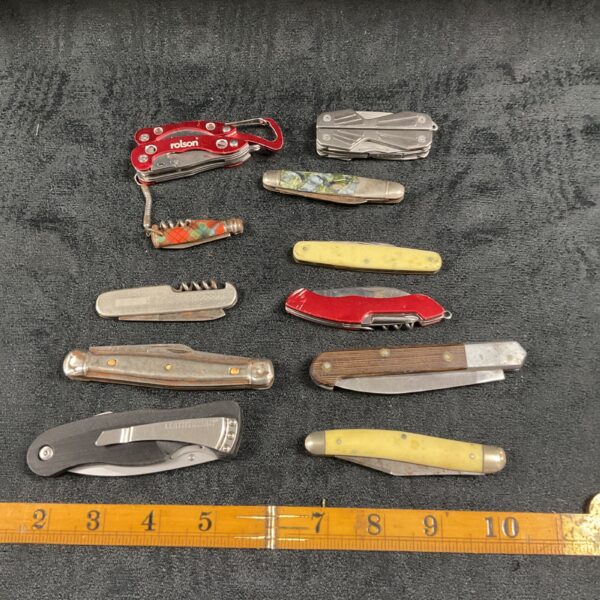 Vintage pocket knife and multi-tool collection lot for collectors.
