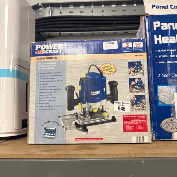 Powercraft PBF-1200 1200w router with included router bits.
