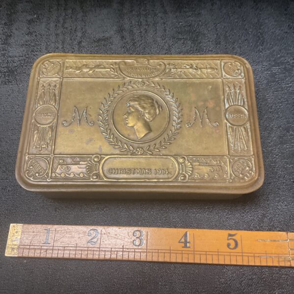 Original Princess Mary Christmas tin 1914, a brass WW1 gift.