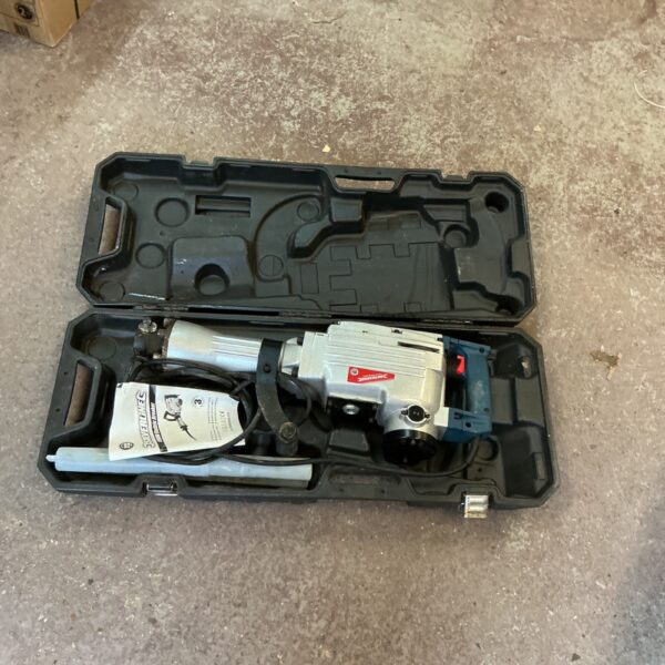 Silverline electric breaker demolition tool for construction and DIY projects.