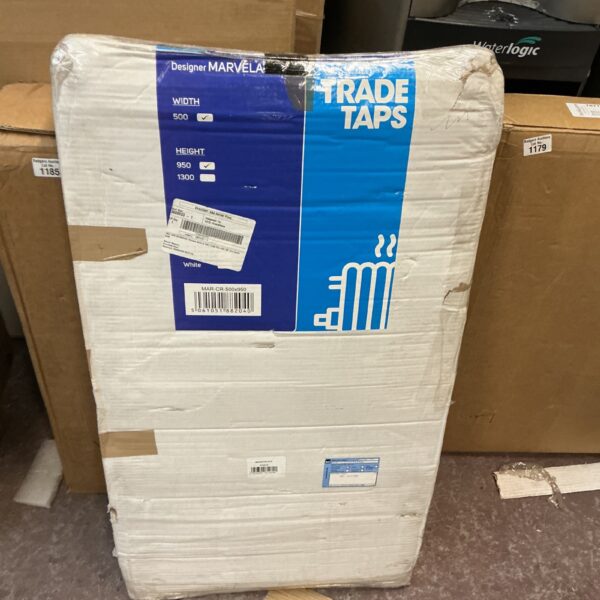 White Trade Taps ladder radiator measuring 950x500mm.