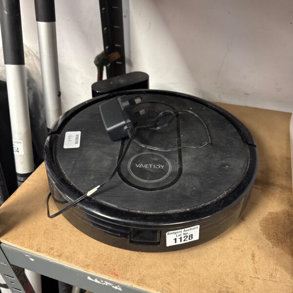 Vactidy robot vacuum cleaner for sale, untested condition.