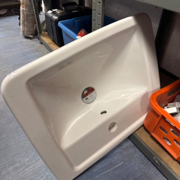 Villeroy & Boch bathroom basin, white ceramic sink for renovation.