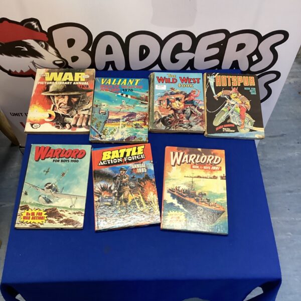 Vintage collection of boys adventure novels, including Wild West and Hotspur.