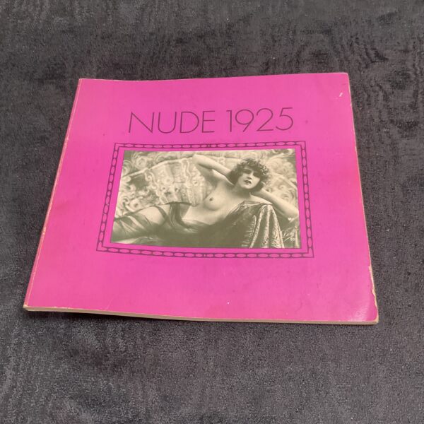 Vintage nude photography 1925 booklet cover, early 20th century.