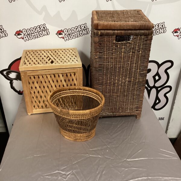Vintage wicker basket lot with wooden box and wash bin.