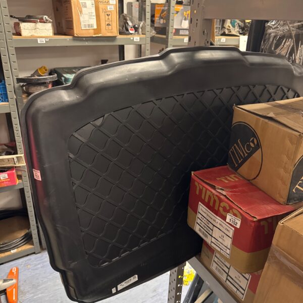 Black Nomad boot liner for VW T-Roc vehicle protection.