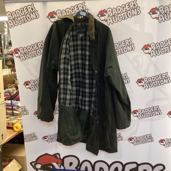 XXL wax coat with plaid lining, front view.