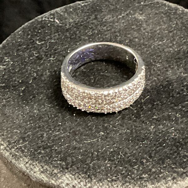 Sparkling 925 silver CZ ring, size Q, fashion jewellery.
