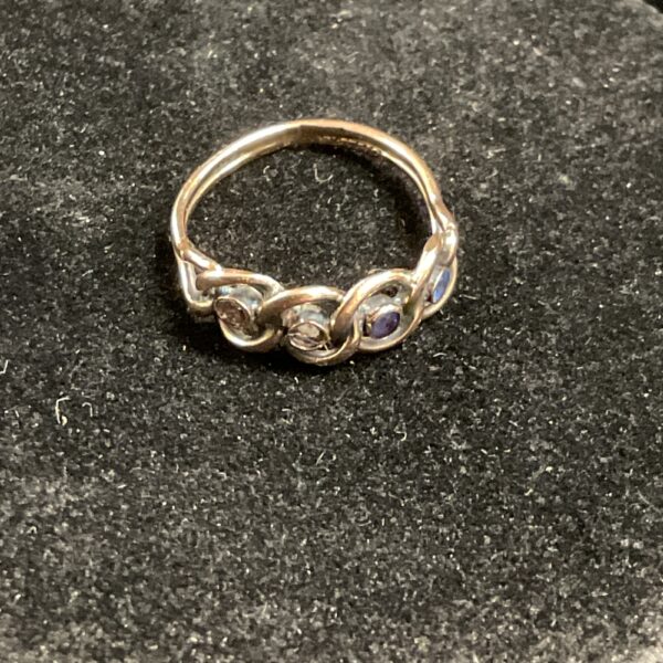 Delicate 9ct rose gold swirl ring, size L, missing one stone.