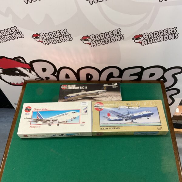 Vintage Airfix scale model kits of classic aircraft, including the Vickers Vanguard.