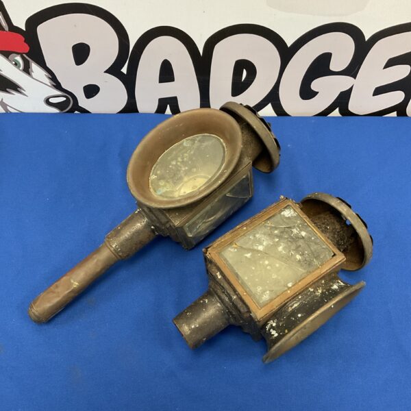 Antique pair of Victorian brass carriage lanterns with glass panels.
