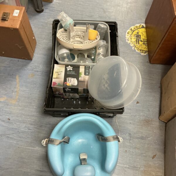 Pre-owned baby bath support for safe infant bathing.