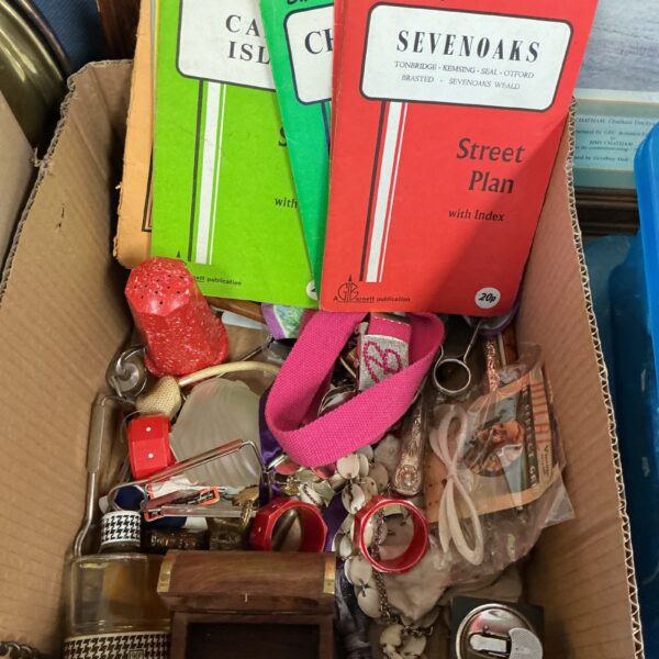 Vintage Barnetts street maps of Kent, England, in a mixed lot.