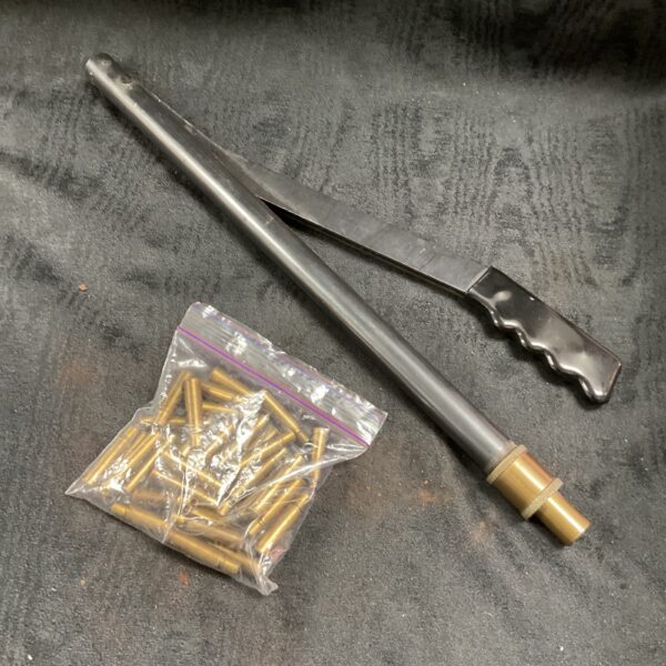 Brocock .177 airgun cartridges and hand pump for air rifles.
