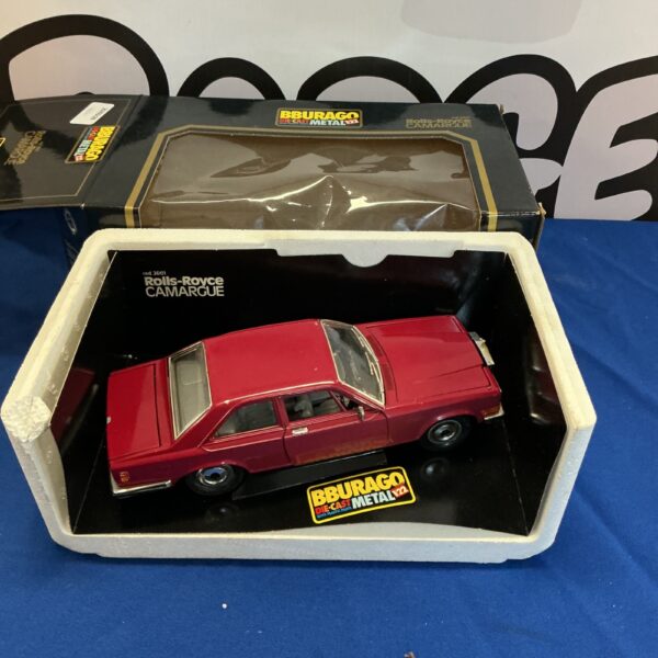 Burago 1:24 scale diecast Rolls Royce Camargue model car.