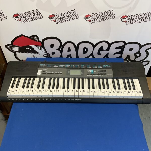 Casio CTK-2550 keyboard, electronic musical instrument for sale.