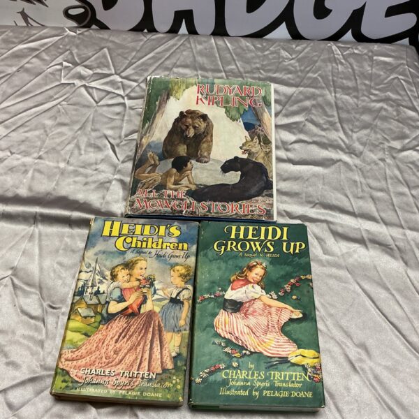 Vintage lot of classic children's books, including Heidi and Kipling.