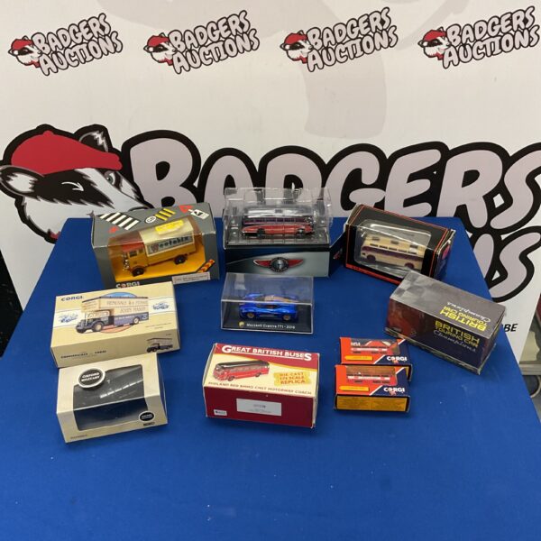 Corgi diecast model buses lot, including Eastern Counties Coach.
