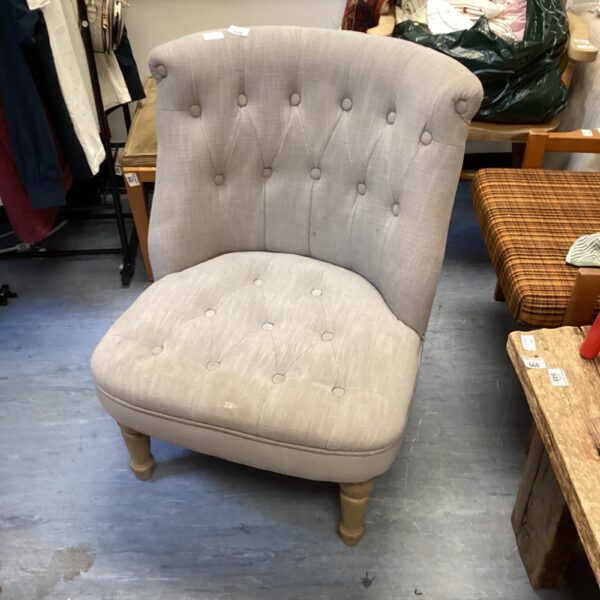 Vintage Cotswold button back nursing chair with button detailing.