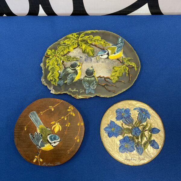 Daphne Gill miniature oil painting on geode slice featuring a blue tit.