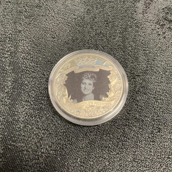 Front view of the 2021 Diana half crown uncirculated coin.