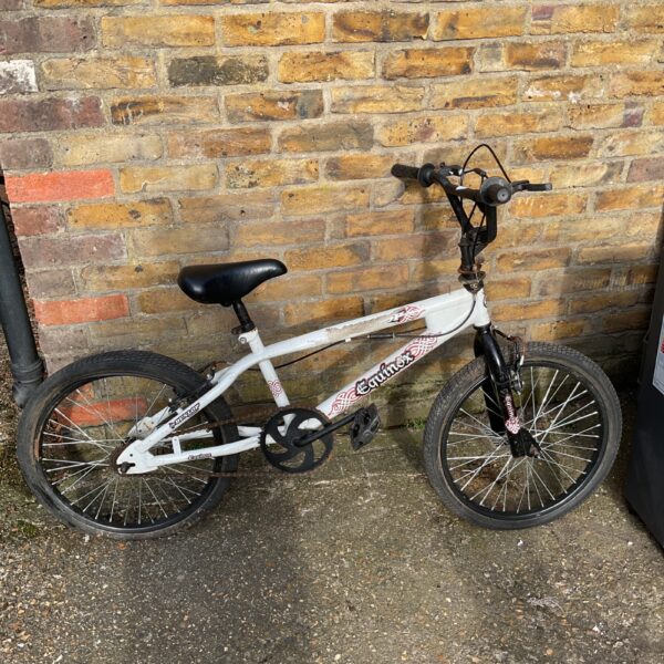 White Dunlop Equinox BMX bike in good condition.