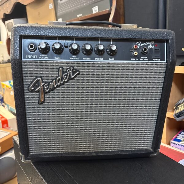 Fender Frontman 15G guitar amplifier, a solid state practice amp.