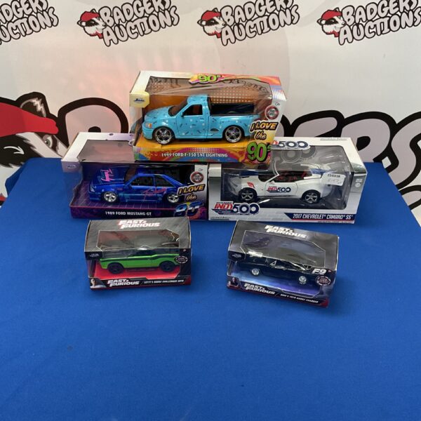 Greenlight Indy 500 Chevrolet Camaro SS diecast model car in box.