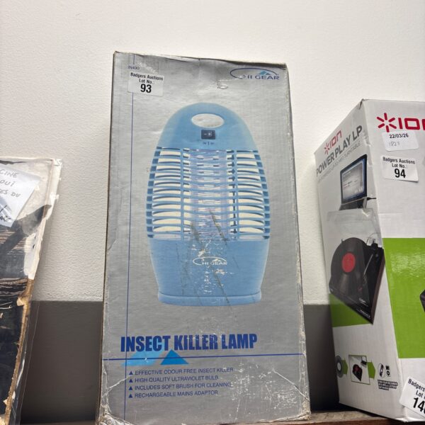 Hi Gear insect killer lamp for fly and pest control.