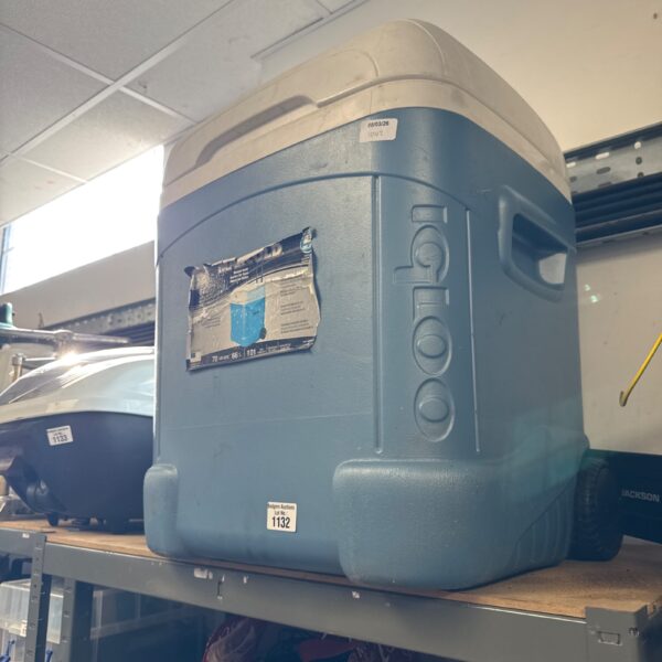 Large Igloo Max Cold 66L cool box for outdoor use.