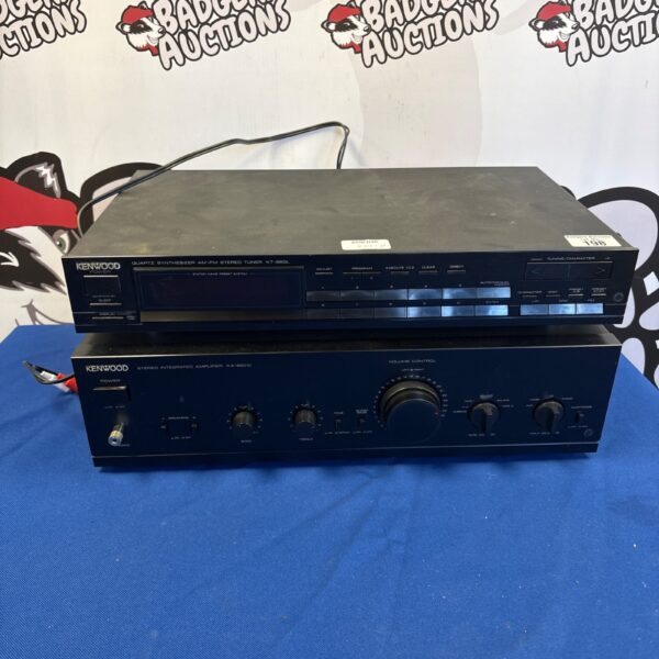 Vintage Kenwood stereo tuner amplifier KT-660L and KA-660D.