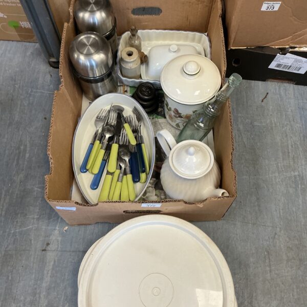 Assorted kitchen storage and utensils in a mixed lot.