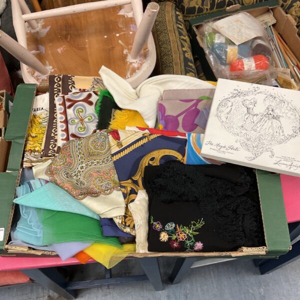 Assorted ladies scarves in a mixed lot, including silk options.