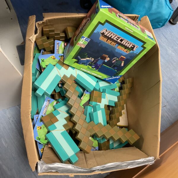 Minecraft Builders and Biomes board game with Diamond Pickaxes lot.