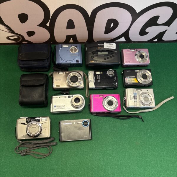 Mixed camera lot featuring vintage Samsung, Fujifilm, and Sony point and shoot cameras.