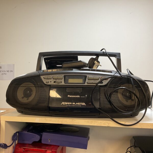 Vintage Panasonic RX-DT37 Powerblast boombox stereo system.