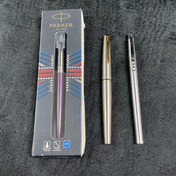 Vintage Parker pens lot, including Parker 45 model.