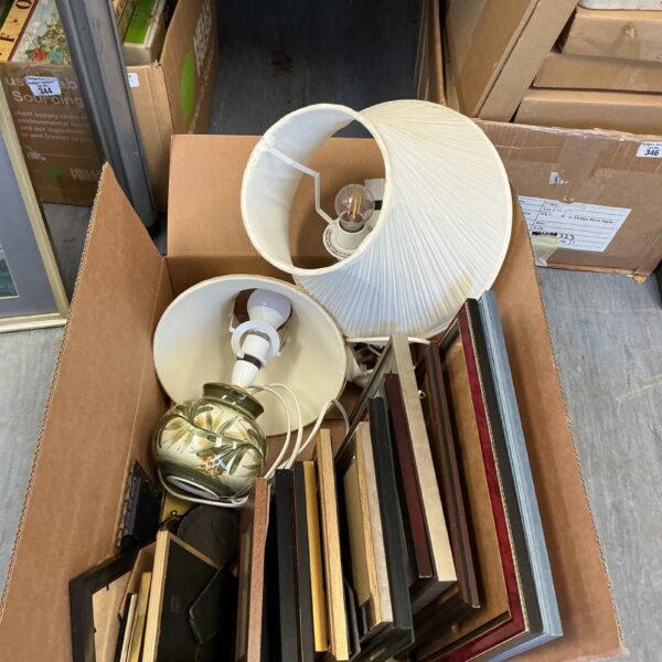 Mixed lot of vintage picture frames and a table lamp.