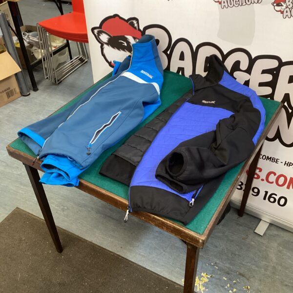 Two Regatta jackets, sizes XL and L, displayed for auction.